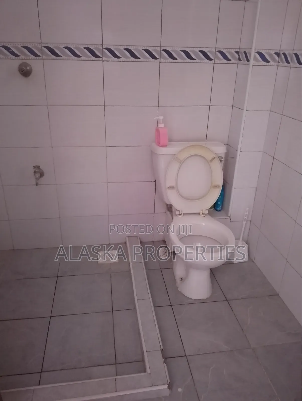 Furnished Studio Apartment to Let in Nyali Beach Road Estate