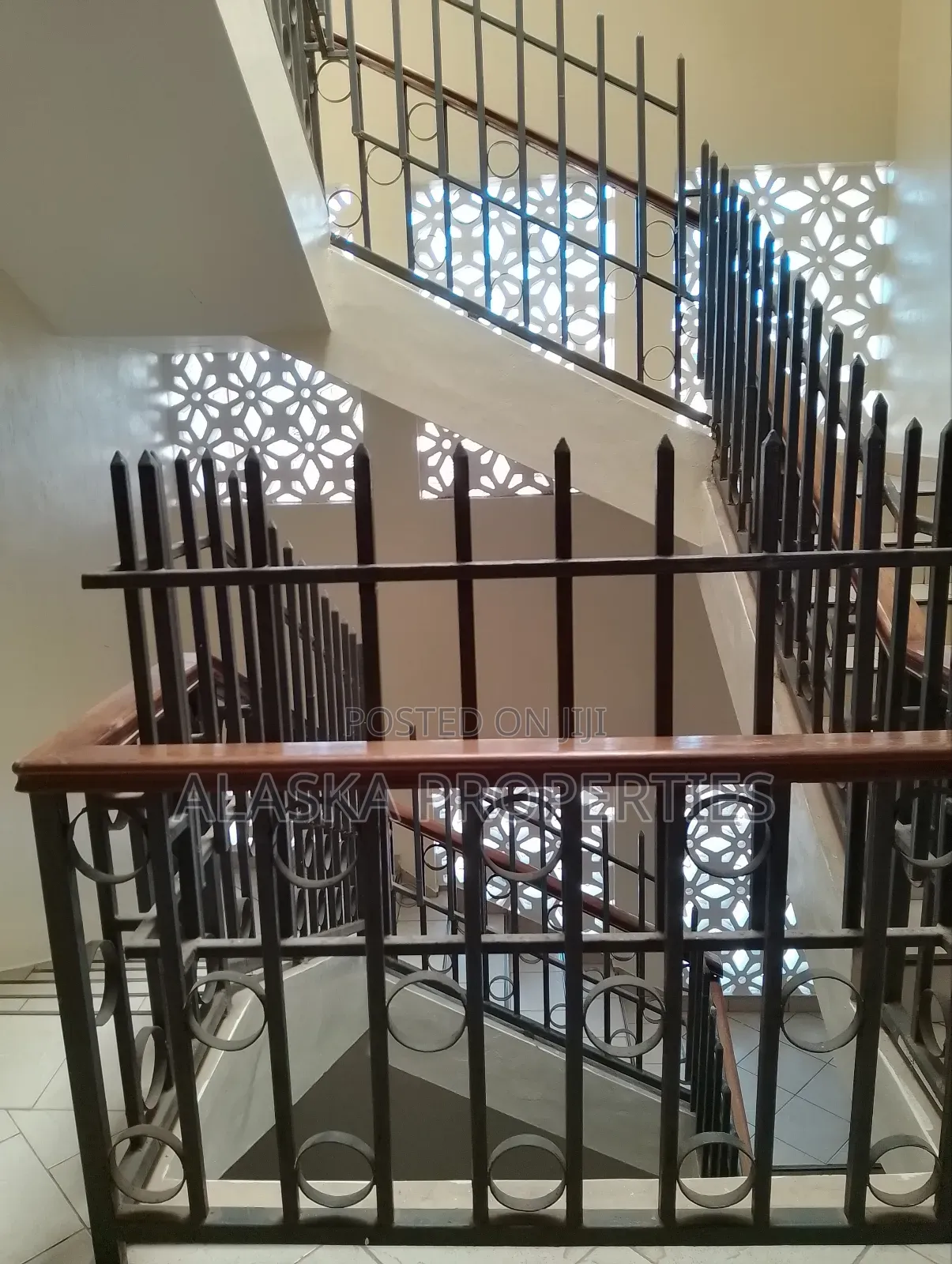 Furnished Studio Apartment to Let in Nyali Beach Road Estate