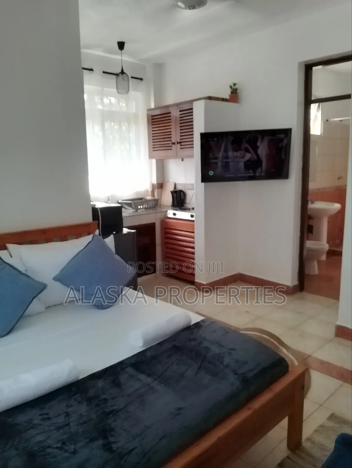 Furnished Studio Apartment to Let in Nyali Beach Road Estate