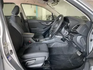 Subaru Forester 2018 Silver