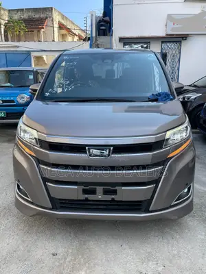 Toyota Noah 2019 Gray