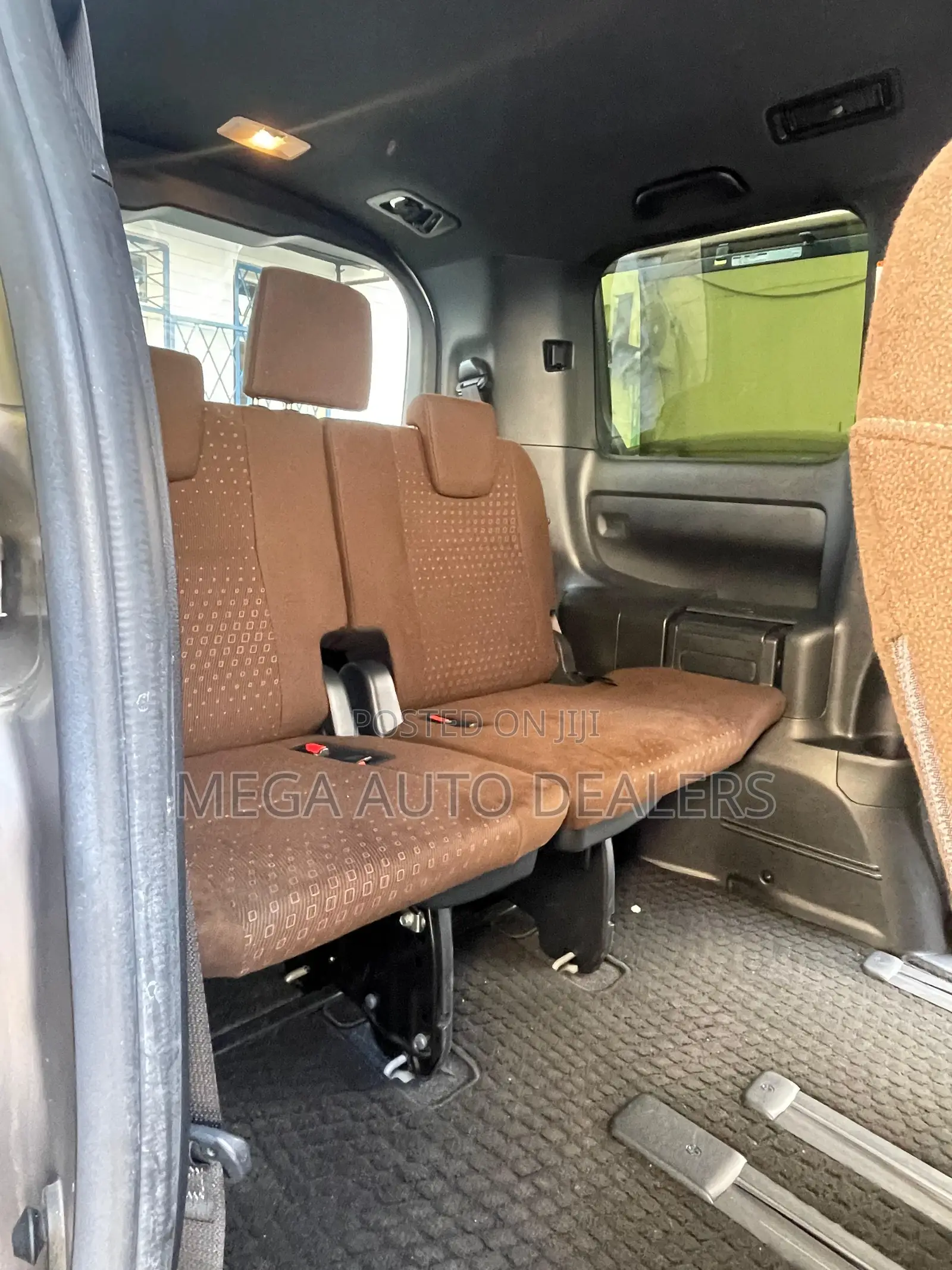 Toyota Noah 2019 Gray