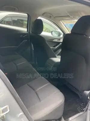 Mazda Axela 2018 Silver