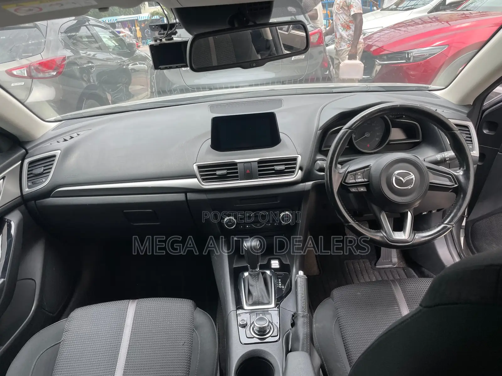 Mazda Axela 2018 Silver