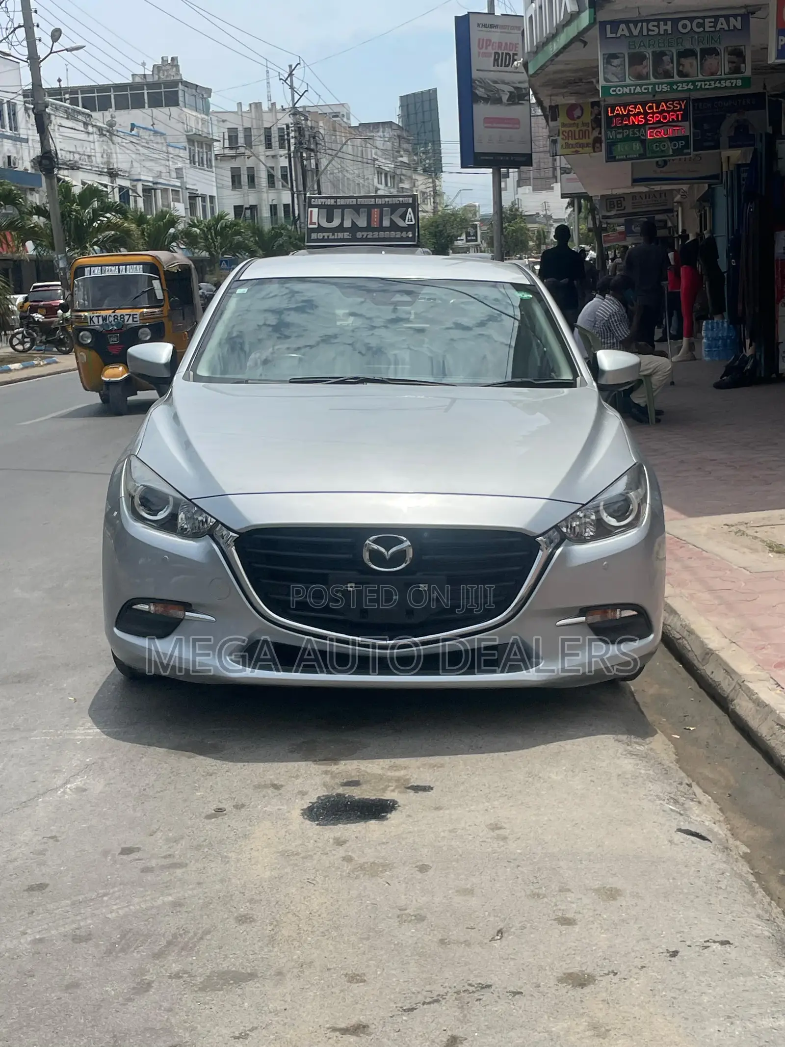 Mazda Axela 2018 Silver
