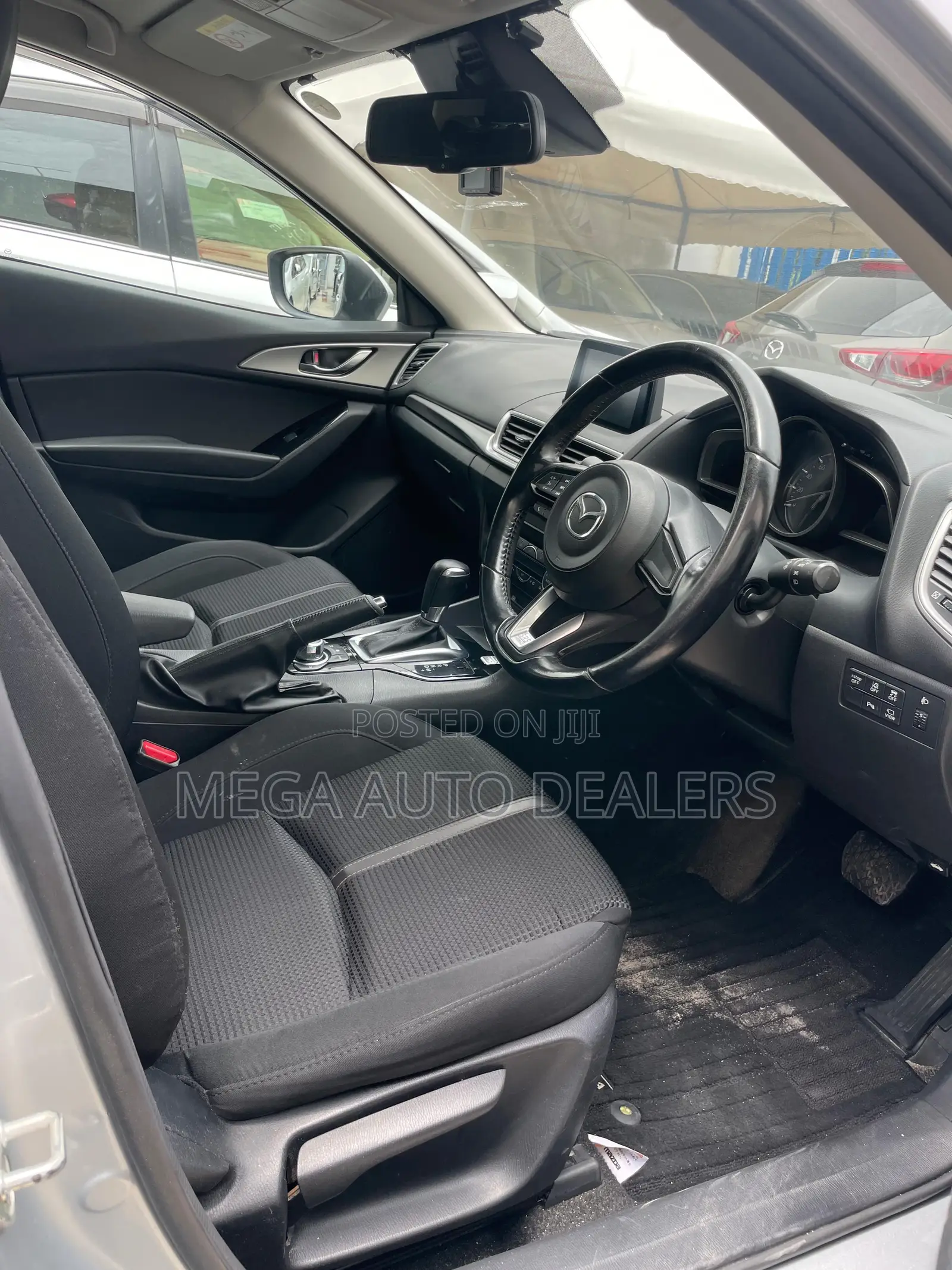 Mazda Axela 2018 Silver