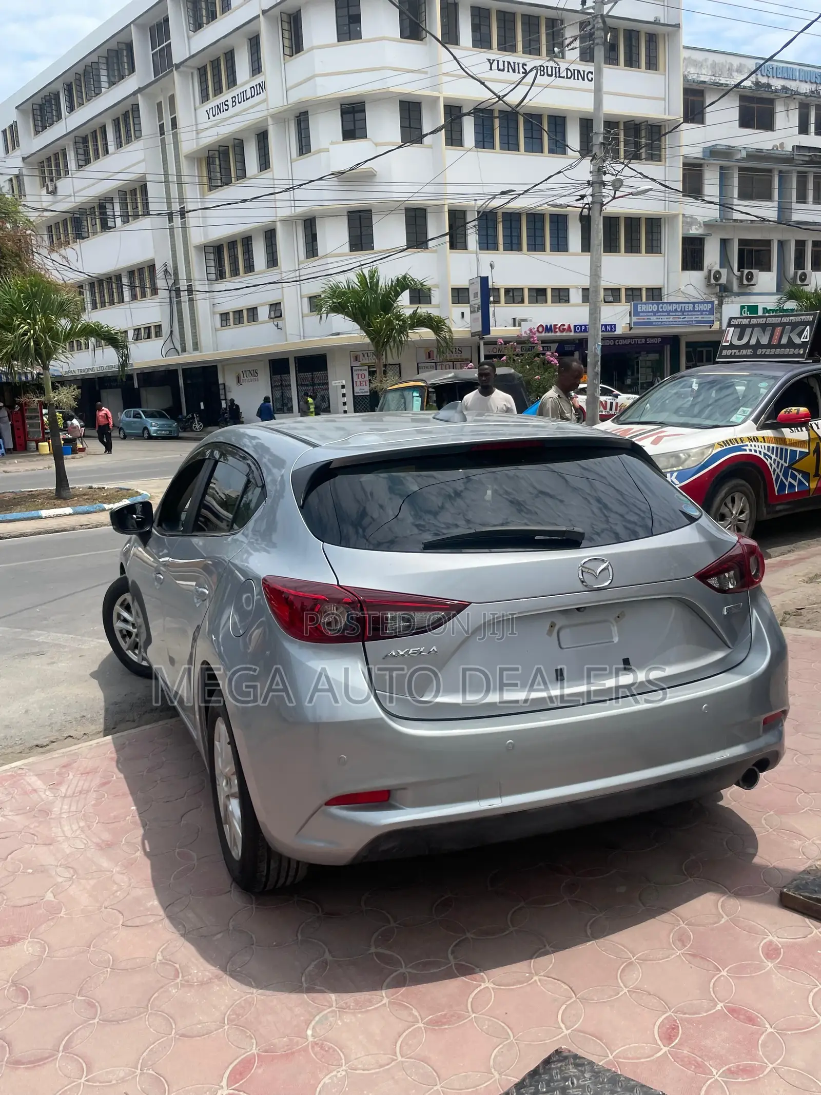 Mazda Axela 2018 Silver