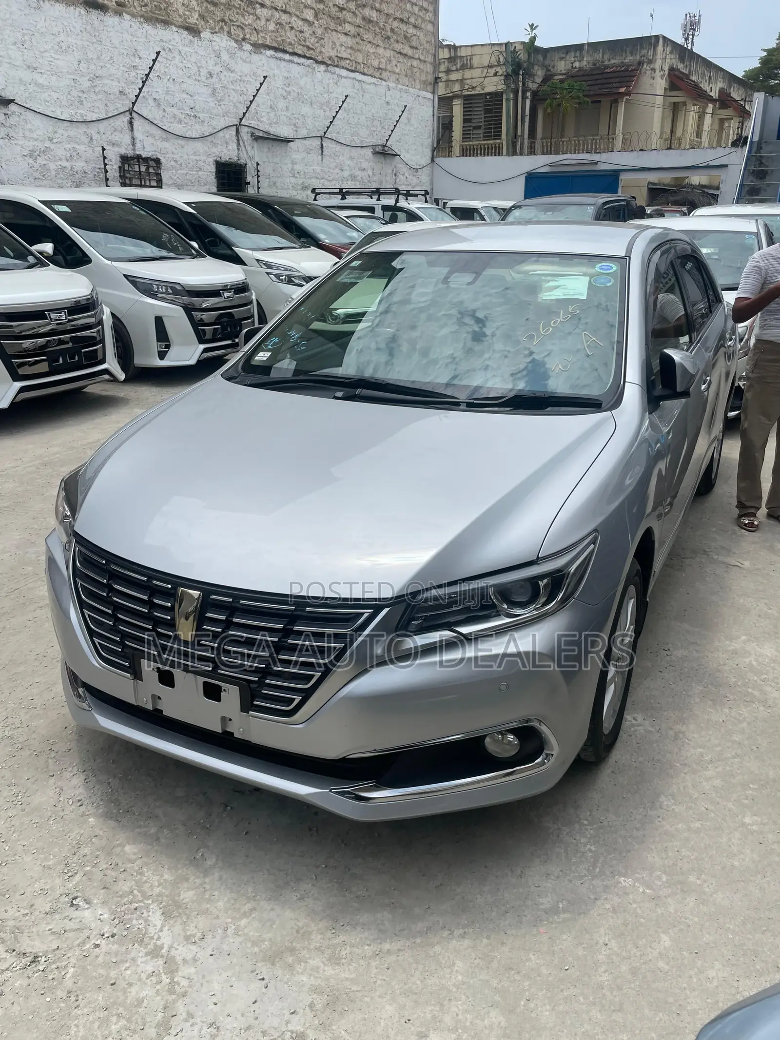 Toyota Premio 2019 Silver