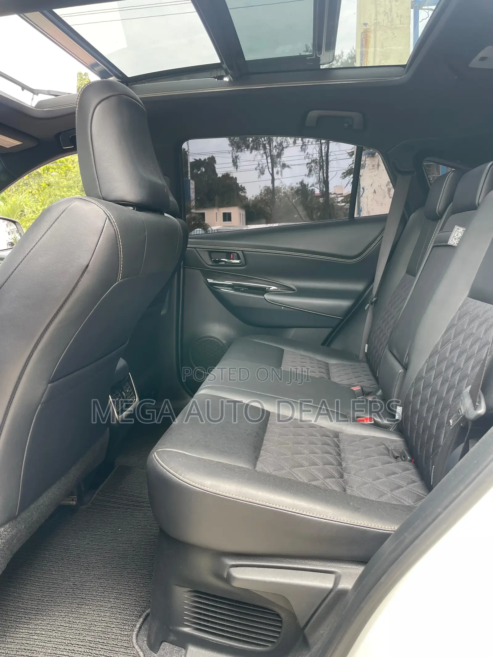 Toyota Harrier 2018 White