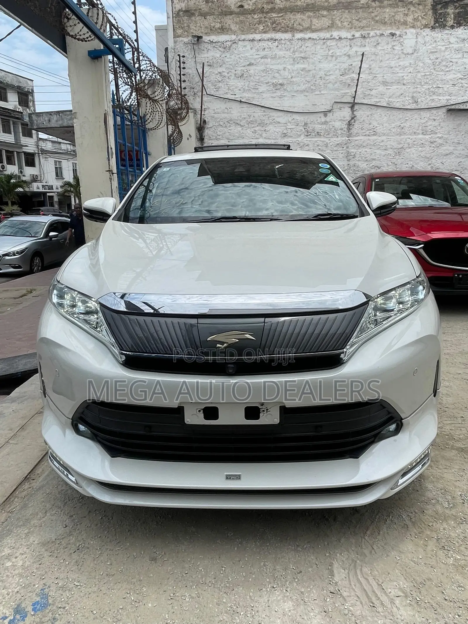 Toyota Harrier 2018 White