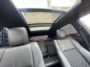 Toyota Harrier 2018 White