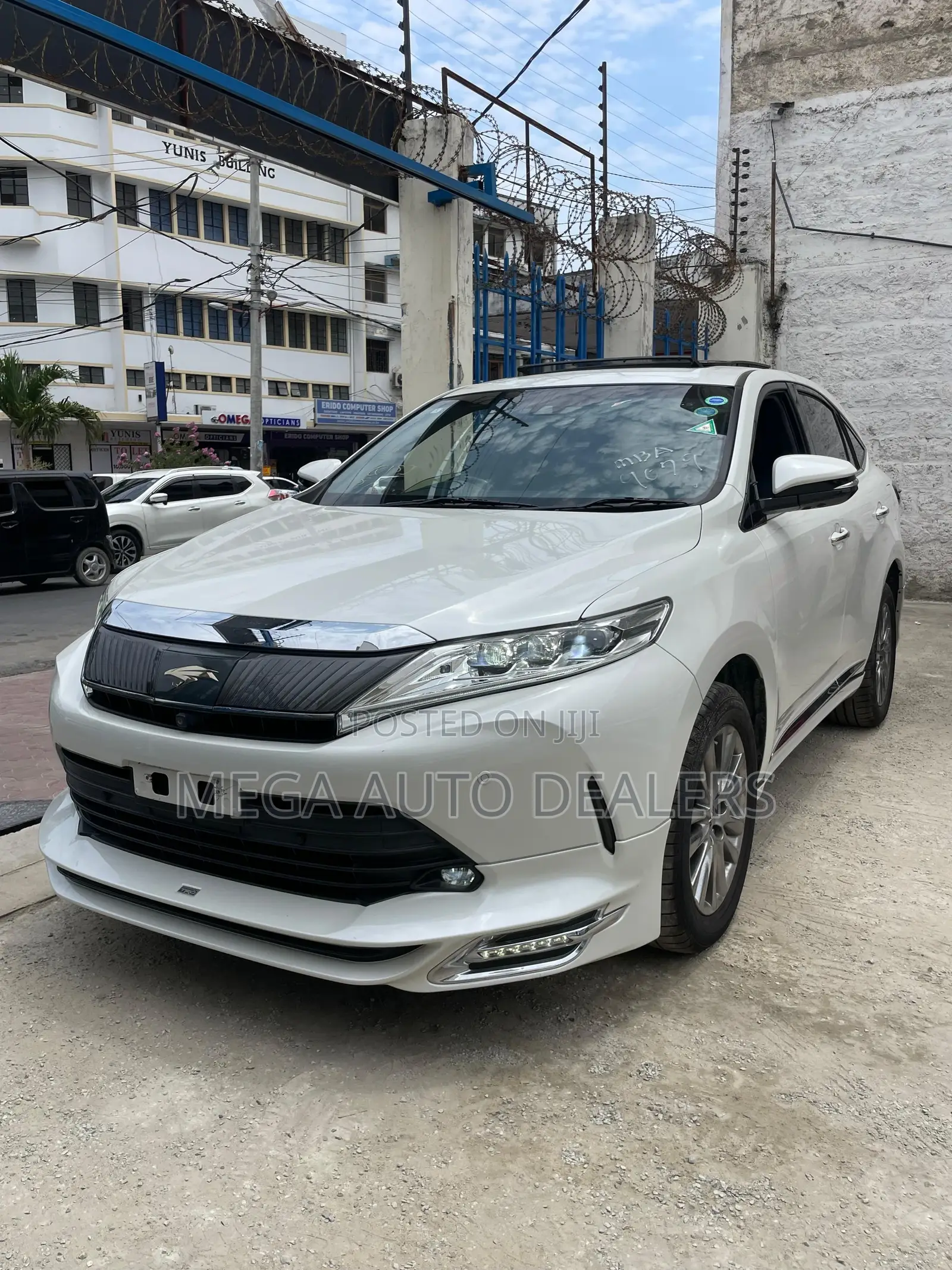 Toyota Harrier 2018 White