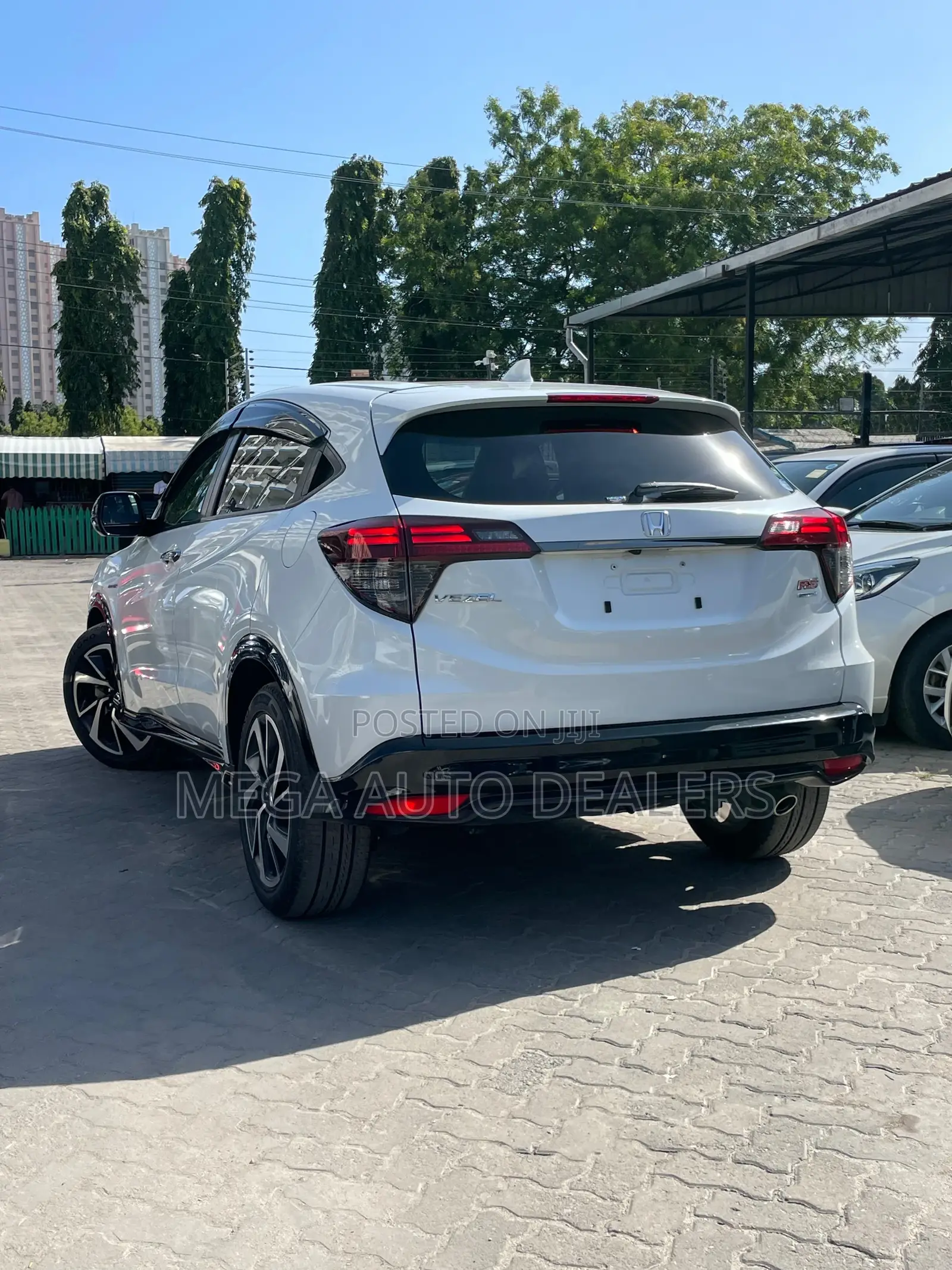 Honda Vezel 2019 White