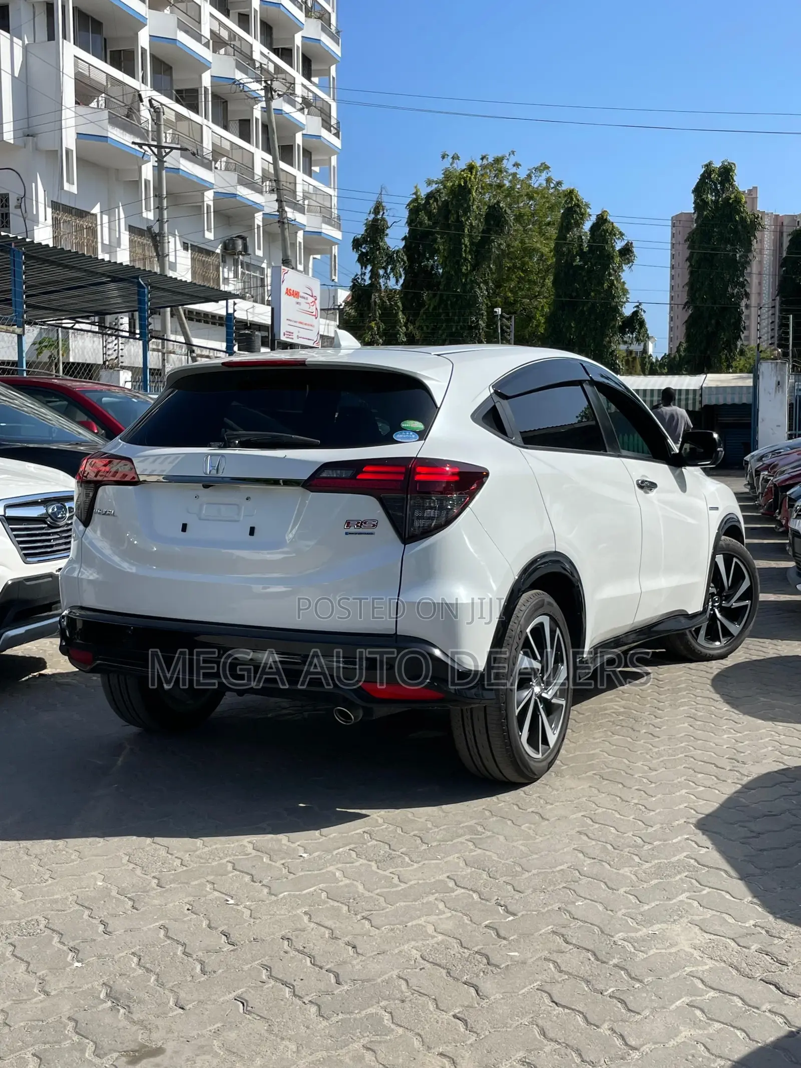 Honda Vezel 2019 White