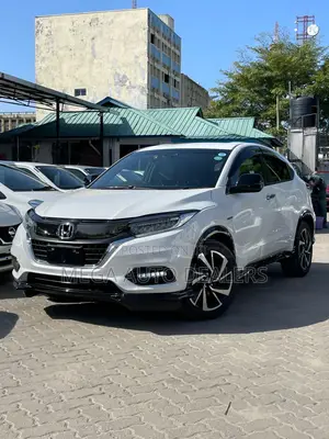 Honda Vezel 2019 White