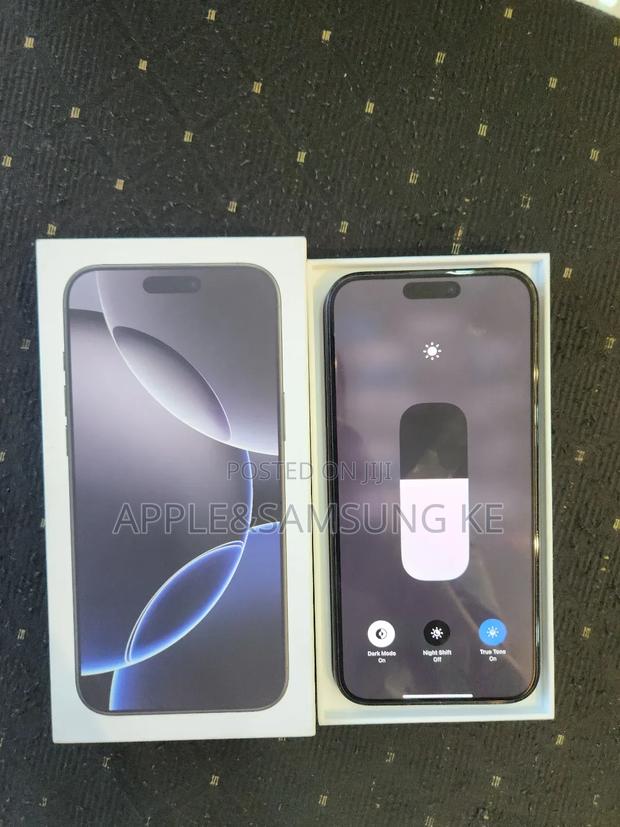 Apple iPhone 16 Pro Max 256 GB Black - thumbnail 6