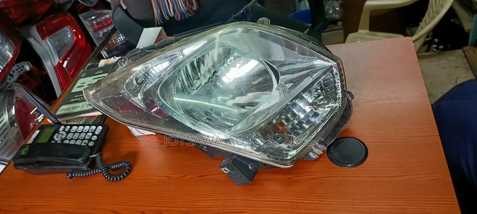 Suzuki Wagon R 2012 Headlight