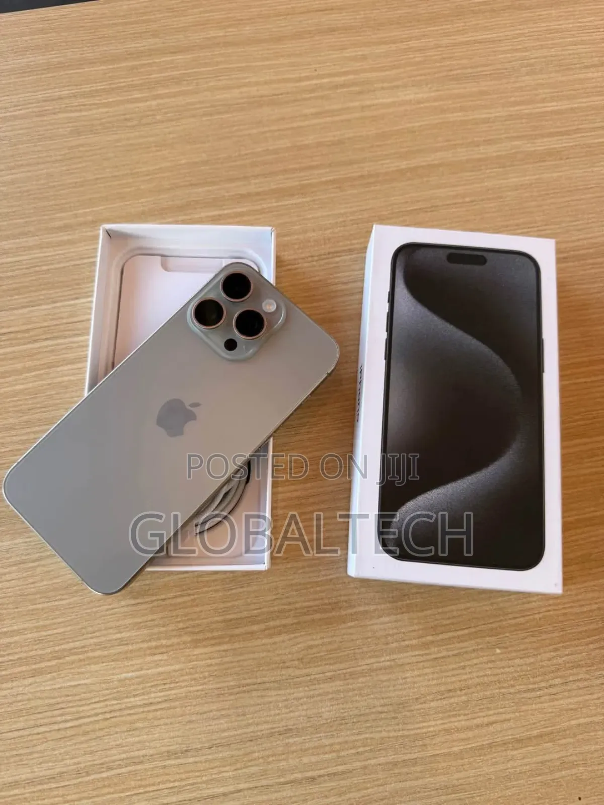 New Apple iPhone 15 Pro Max 256 GB Silver