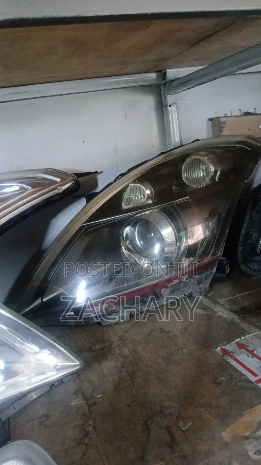Suzuki Swift Headlight Xenon Black Shade