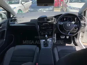 Volkswagen Golf 2018 White