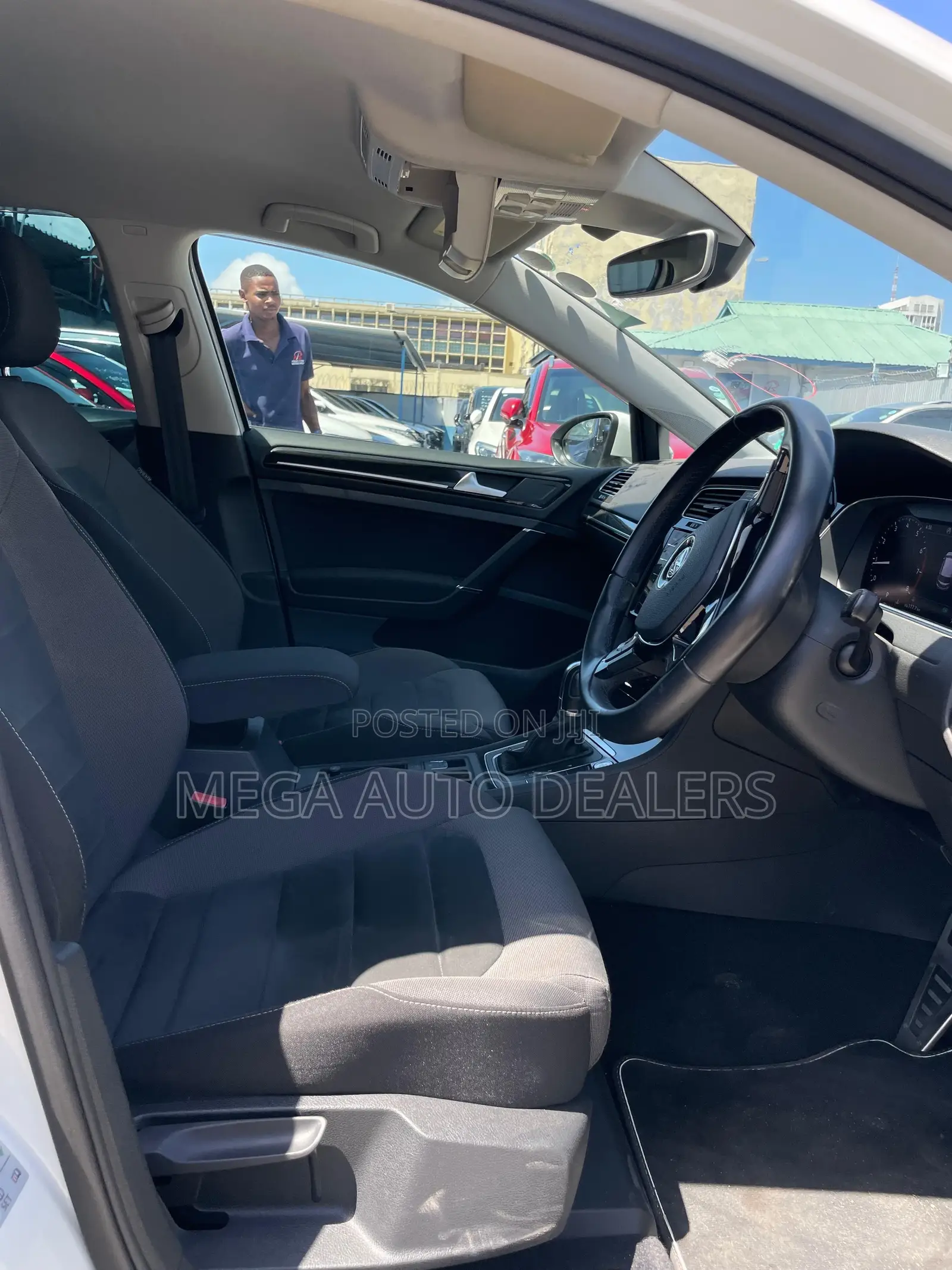 Volkswagen Golf 2018 White