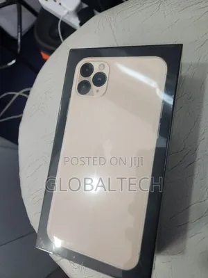 New Apple iPhone 11 Pro Max 256 GB Gold