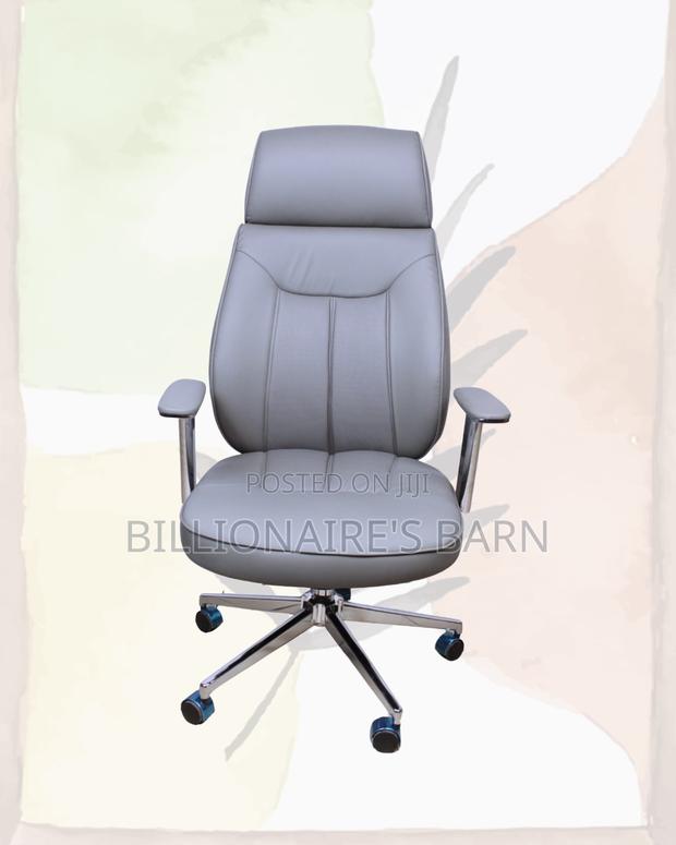 Adjustable Chair Smooth-Rolling Mobility Sleek | Same-Day Delivery - thumbnail 3