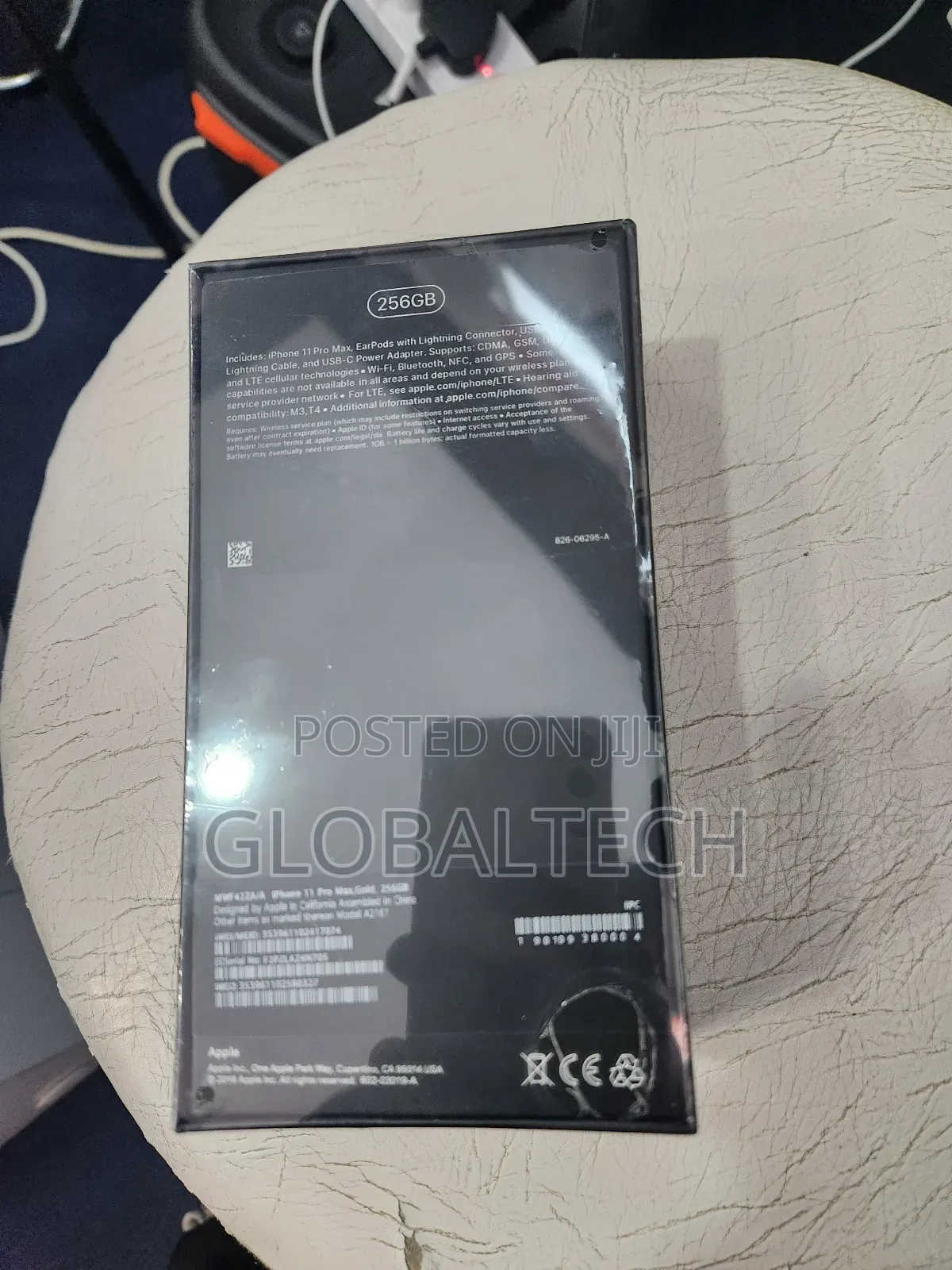 New Apple iPhone 11 Pro Max 256 GB Gold