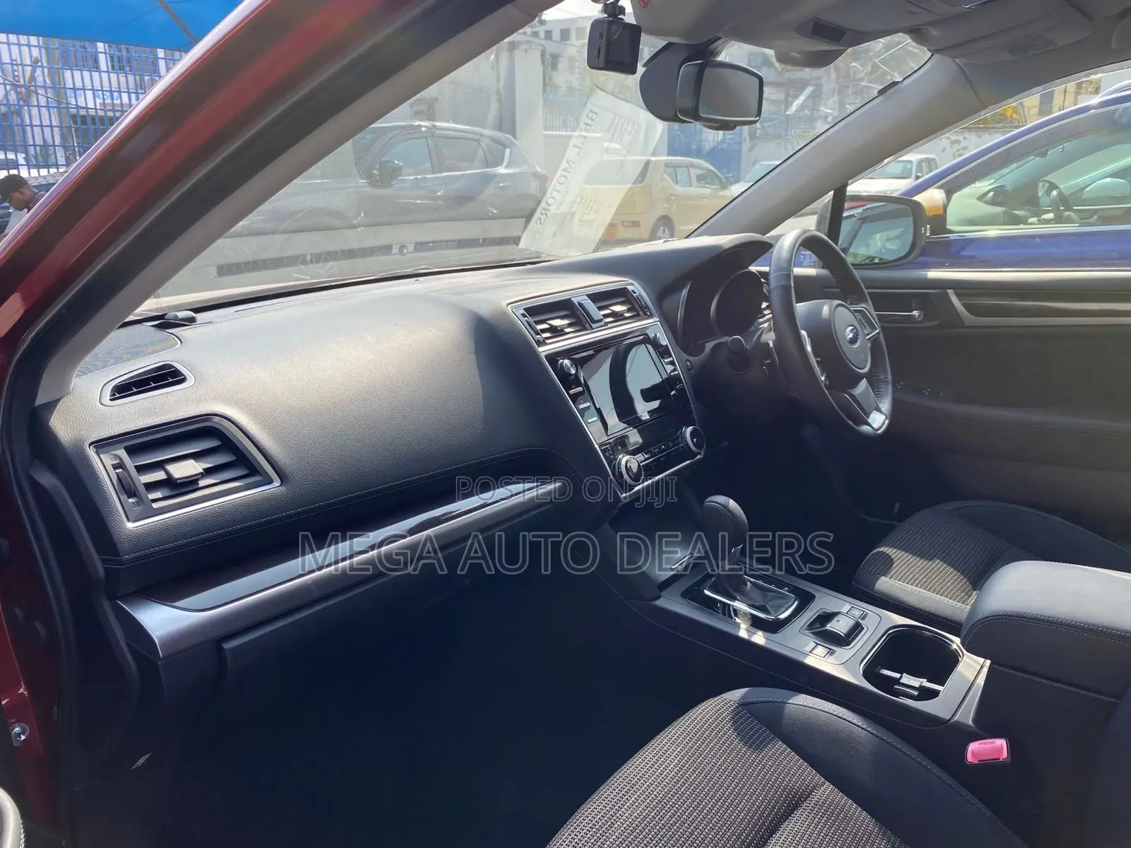 Subaru Legacy 2018 Red