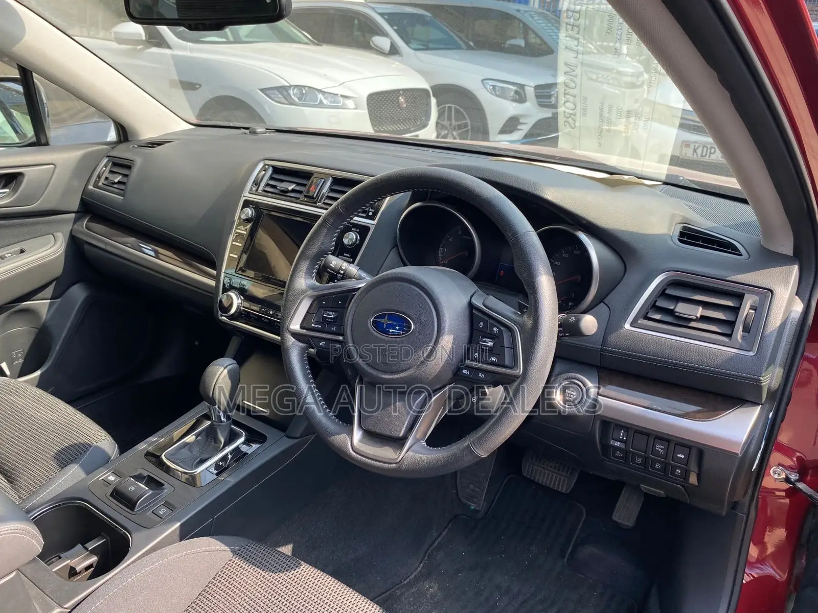 Subaru Legacy 2018 Red