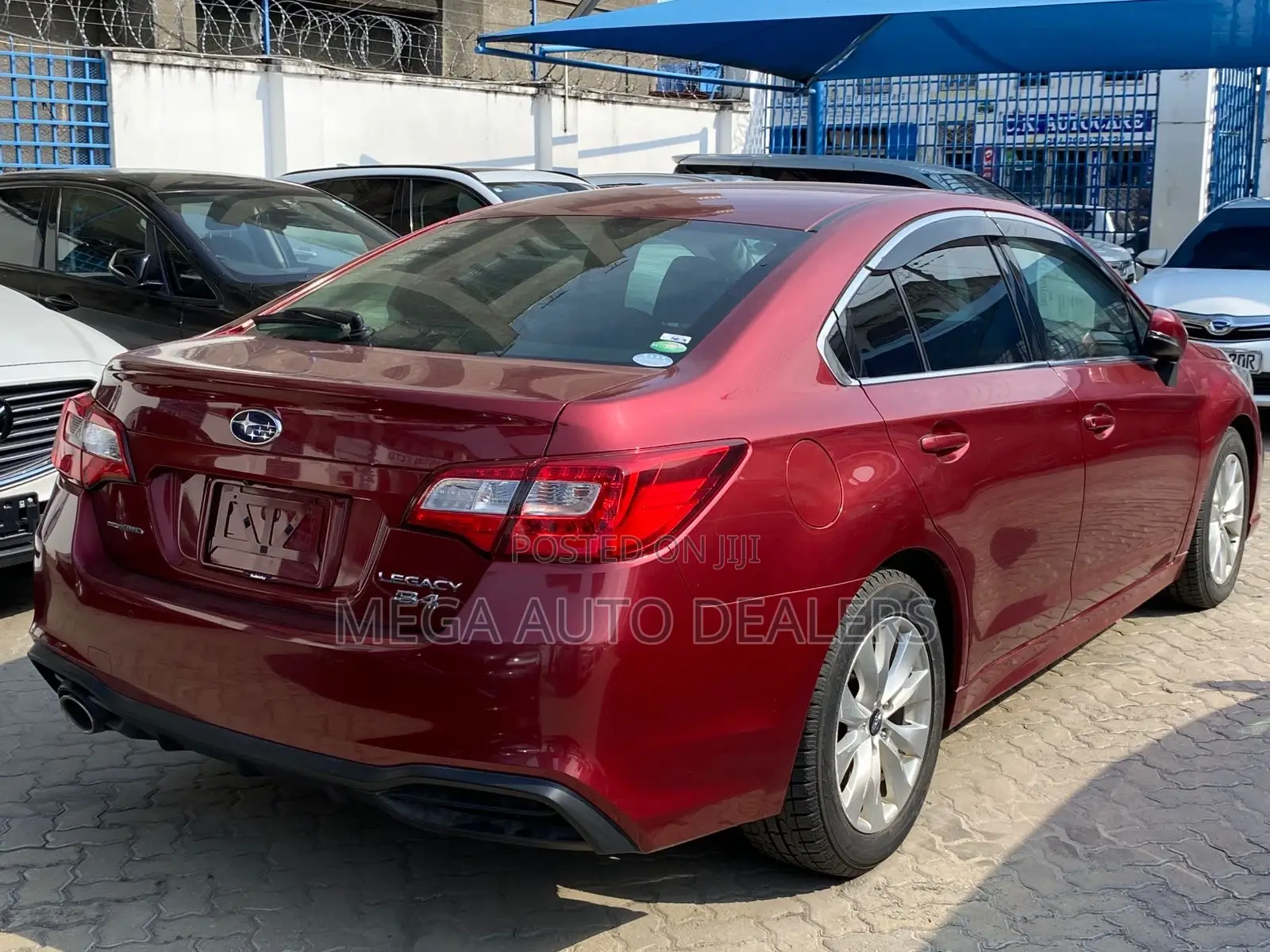 Subaru Legacy 2018 Red
