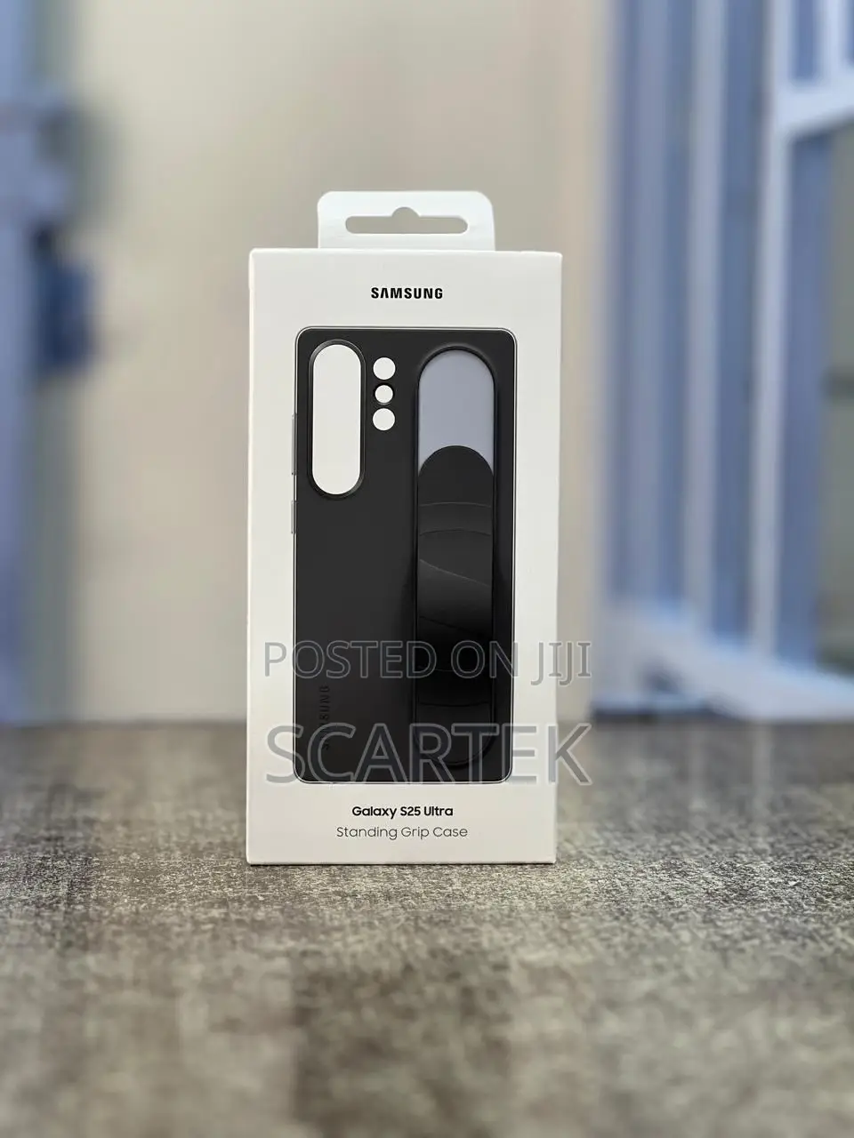 S25 Ultra Standing Grip Case