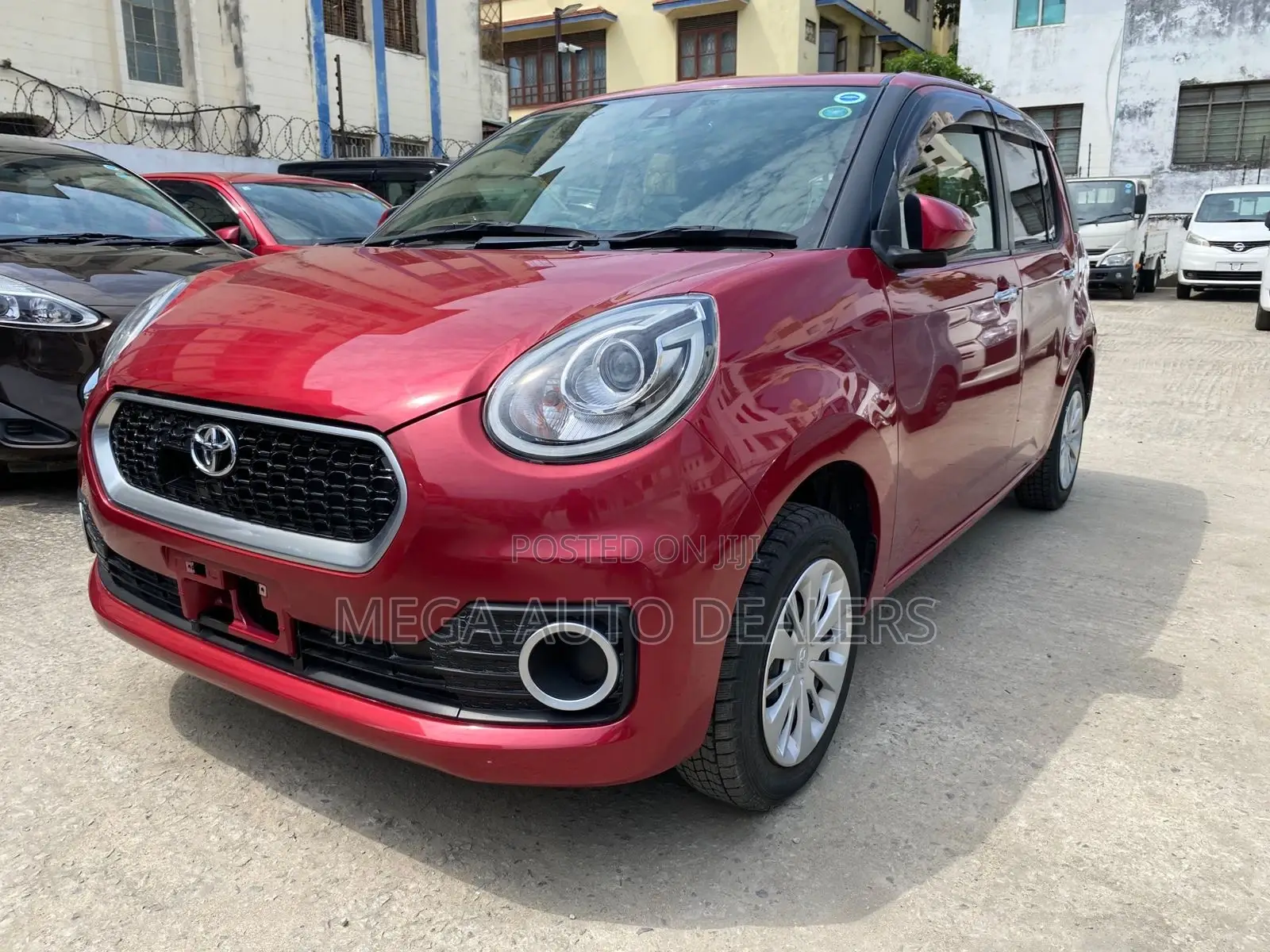Toyota Passo 2018 Red