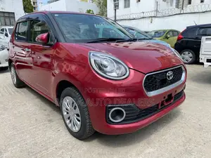 Toyota Passo 2018 Red