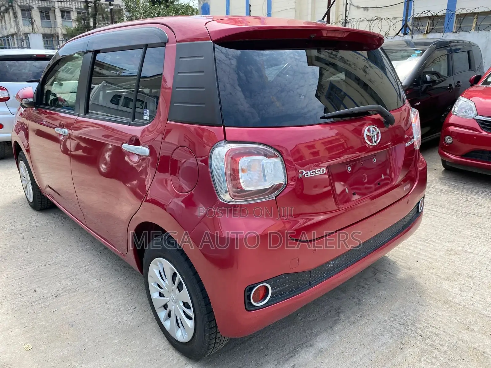 Toyota Passo 2018 Red