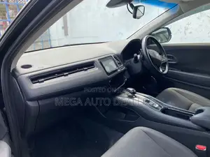 Honda Vezel 2019 Black