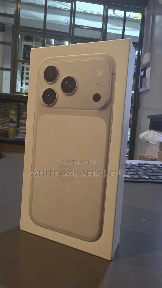 New Apple iPhone 17 Pro 256 GB Silver - thumbnail 4