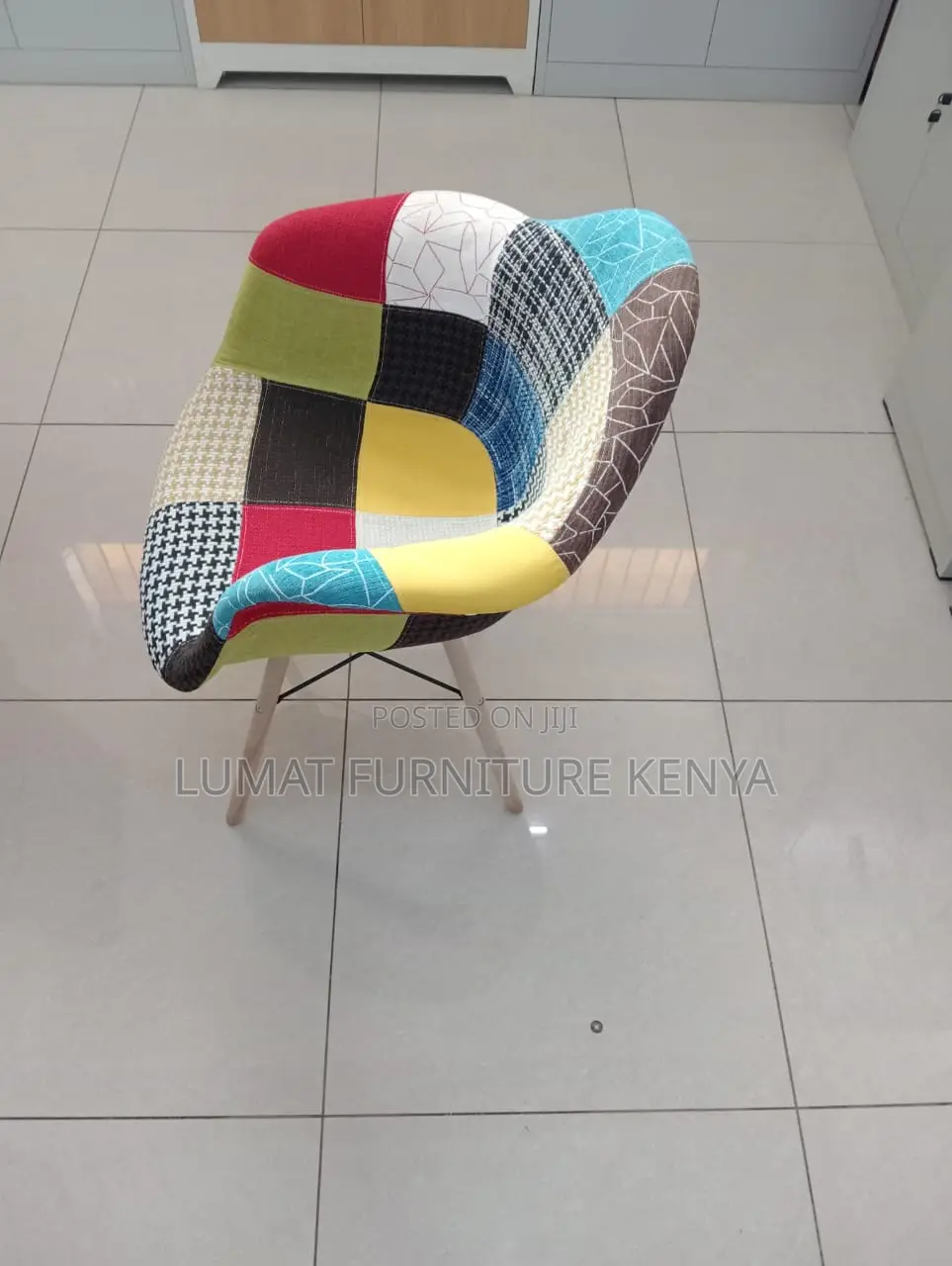 Colorful Office Chair With Armrest