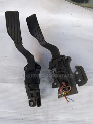 Suzuki Swift 2016 Accelerator Pedal