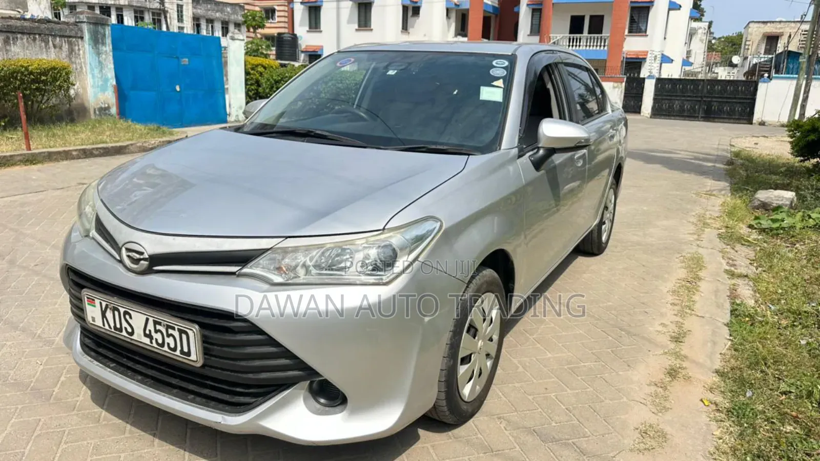 Toyota Axio 2017 Silver