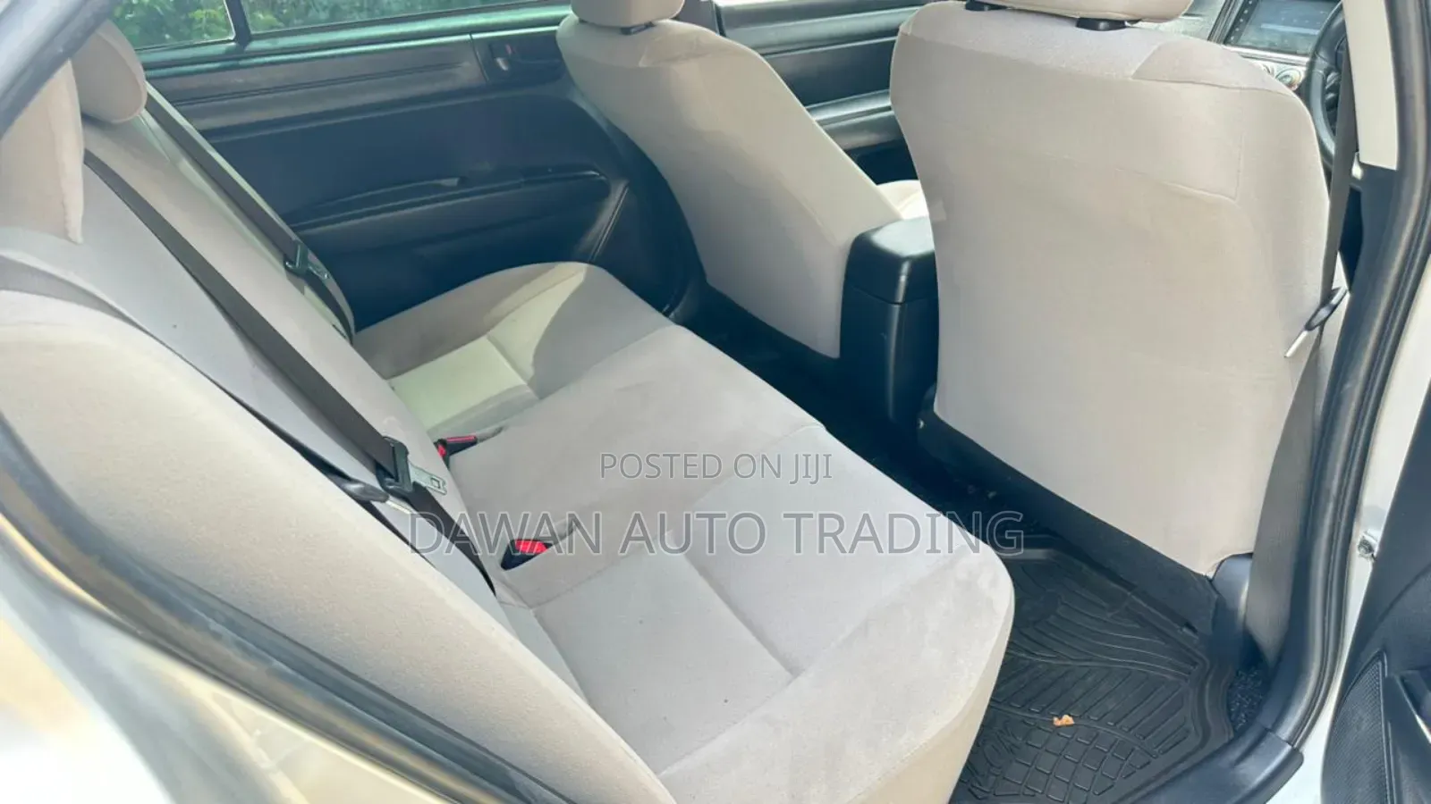 Toyota Axio 2017 Silver