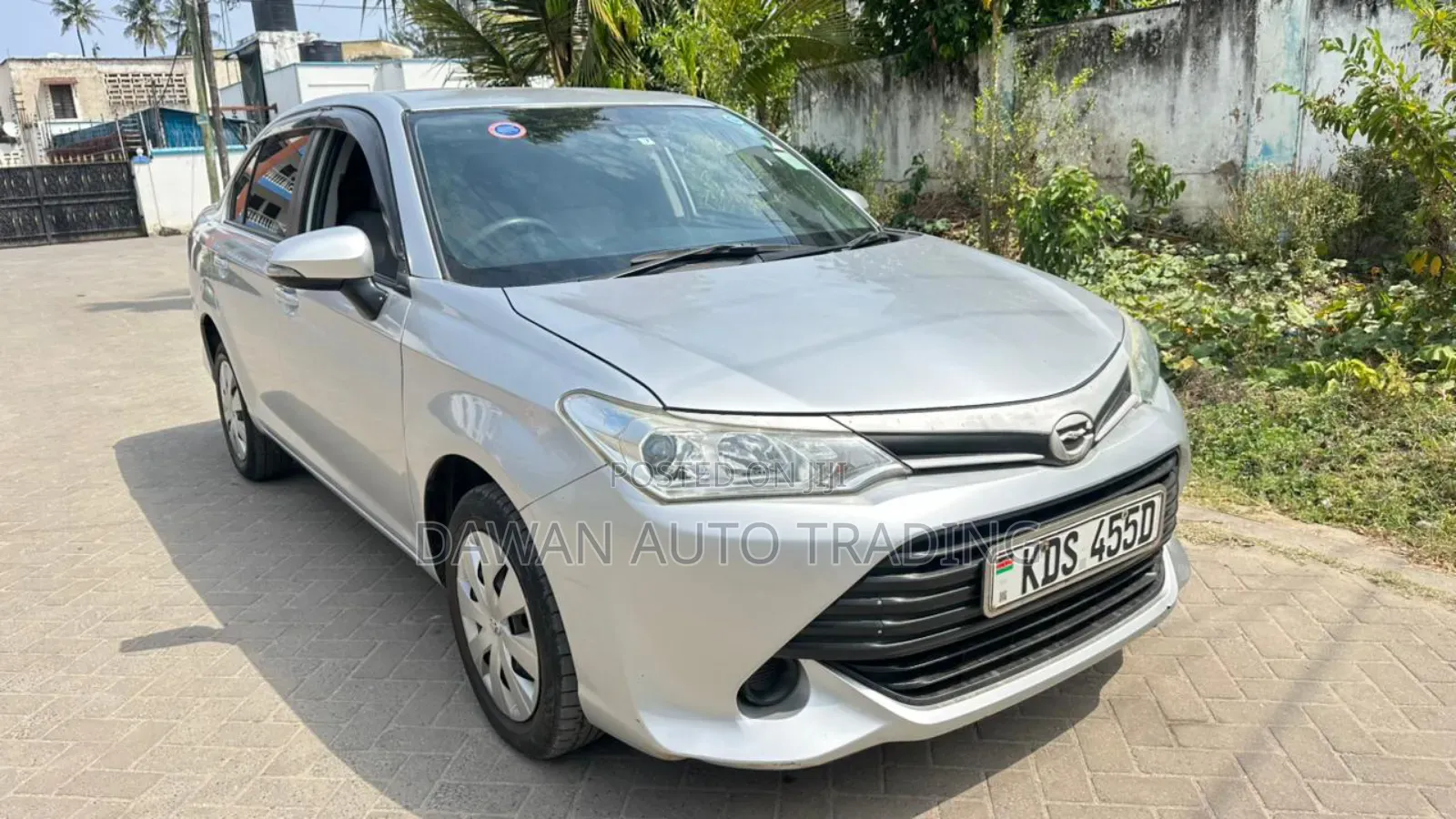 Toyota Axio 2017 Silver