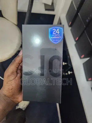 New Samsung Galaxy S10 128 GB Black