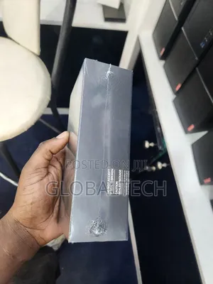 New Samsung Galaxy S10 128 GB Black
