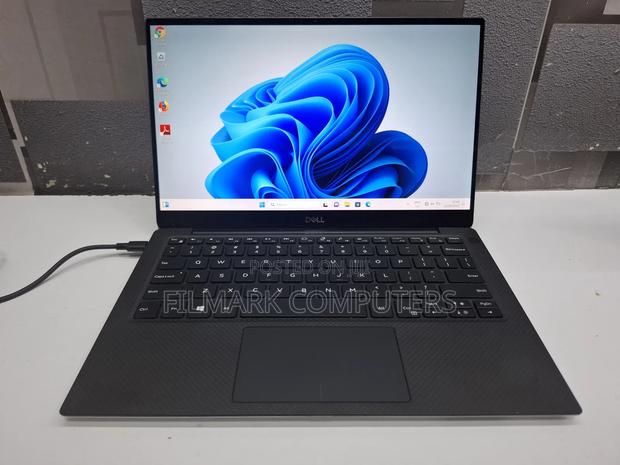 Laptop Dell XPS 13 7390 16GB Intel Core i7 SSD 512GB