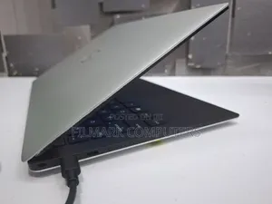 Laptop Dell XPS 13 7390 16GB Intel Core i7 SSD 512GB