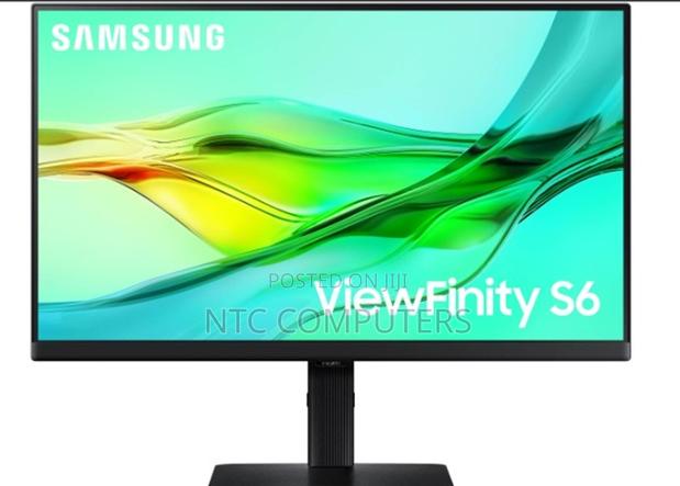 Samsung S60d 32" QHD Monitor, Height/Tilt/Swivel/Pivot Adju