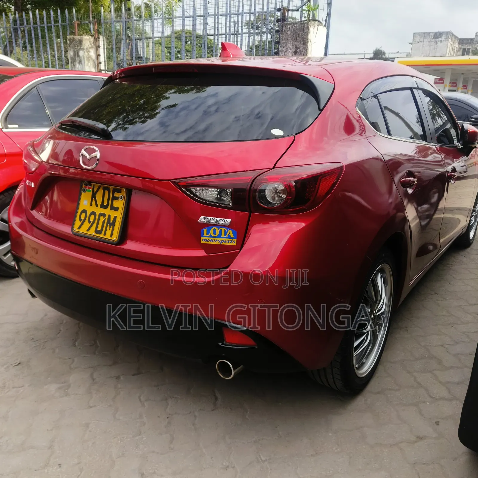 Mazda Axela 2015 Red
