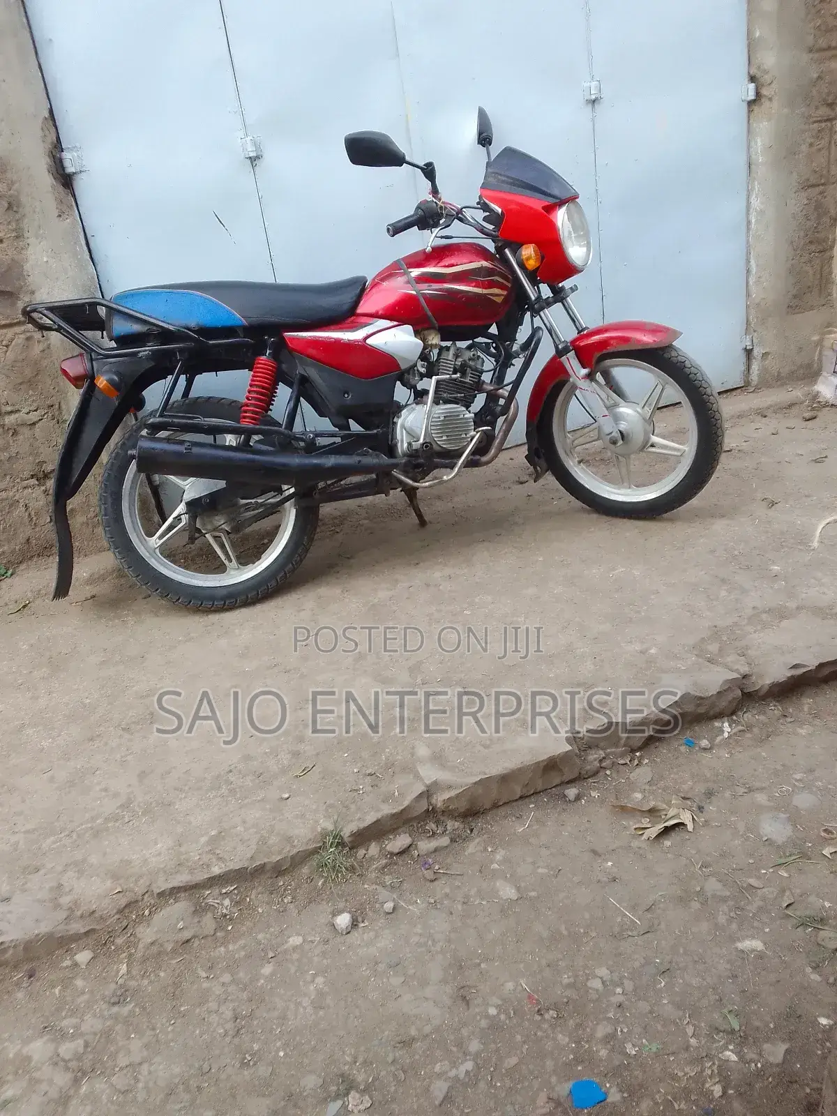 TVS 2017 Red