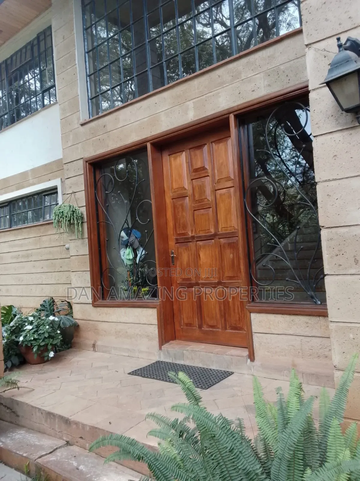 5bdrm Maisonette in Nandi Rd Plus Dsq, Karen for rent